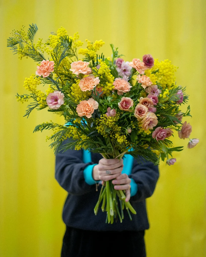 Bouquet de fleurs fraîches de saison